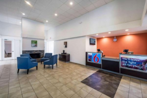 Motel 6-Irving, TX - Irving DFW Airport East